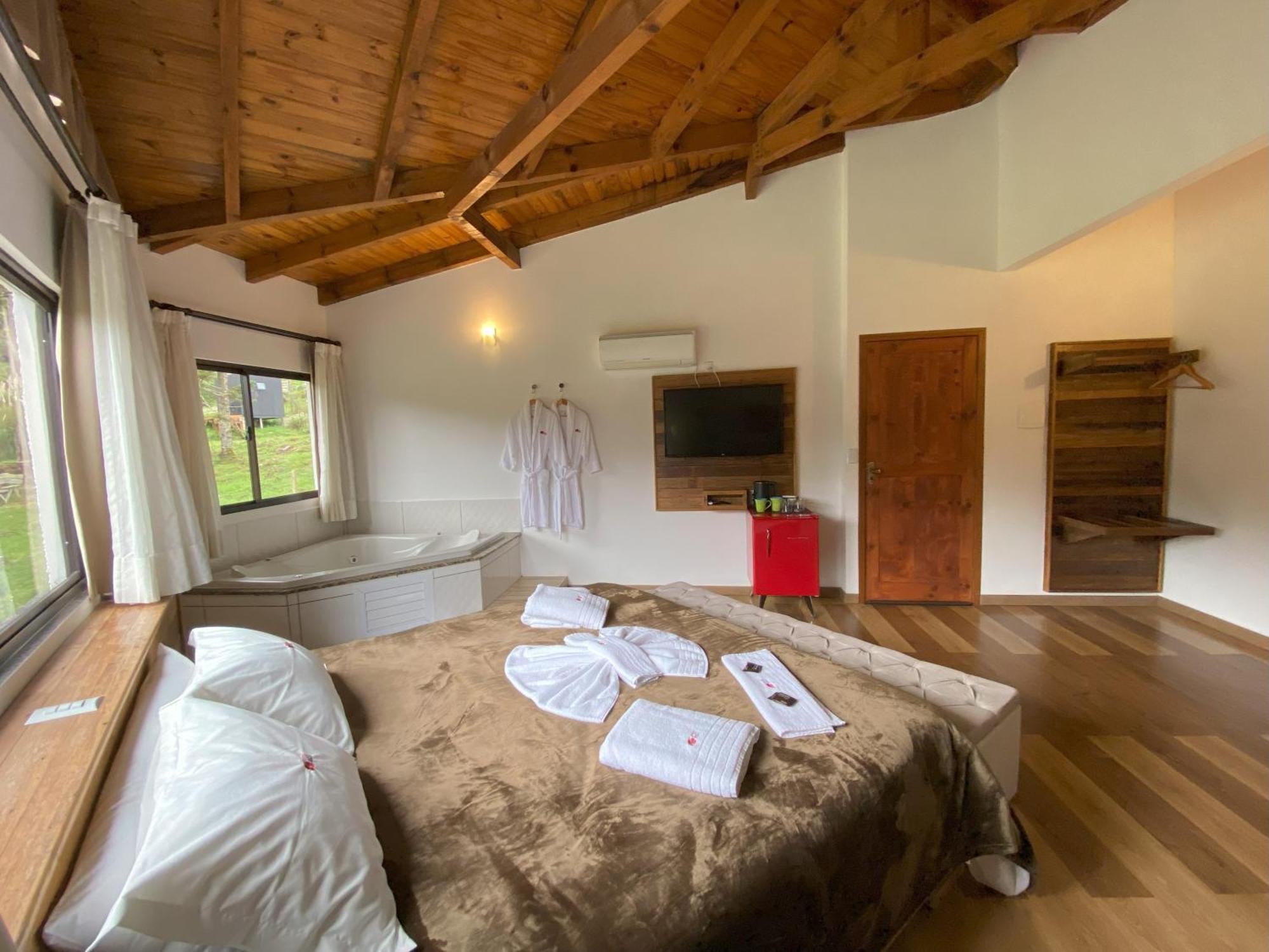 Hibisco Home Hotel Урубиси Номер фото